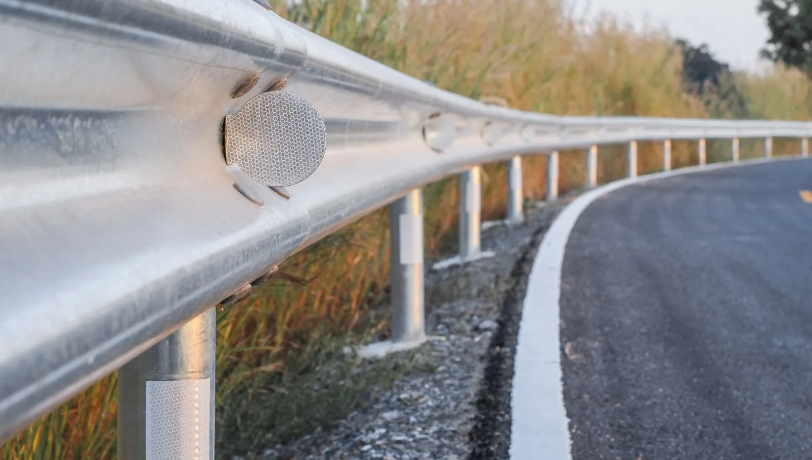 Guardrail Machine Manufacturer in Faridabad Guardrail Machine Manufacturer in Faridabad